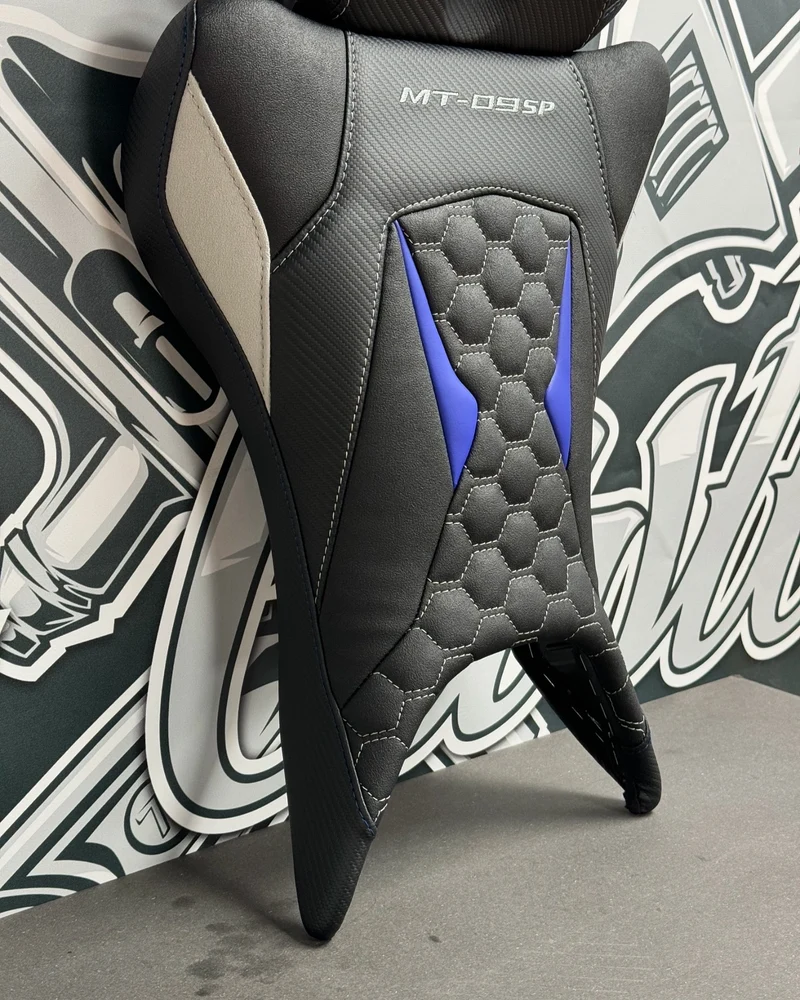 Garnissage de selle pour YAMAHA MT-09 SP - Phase 4 ( à partir de 2024 )