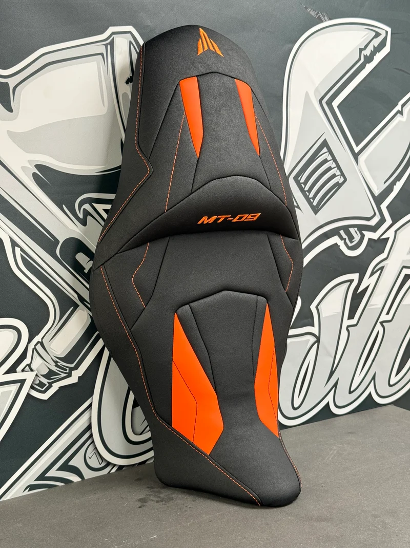 Garnissage de selle pour YAMAHA MT-09 - Phase 3 ( 2021 à 2023 )