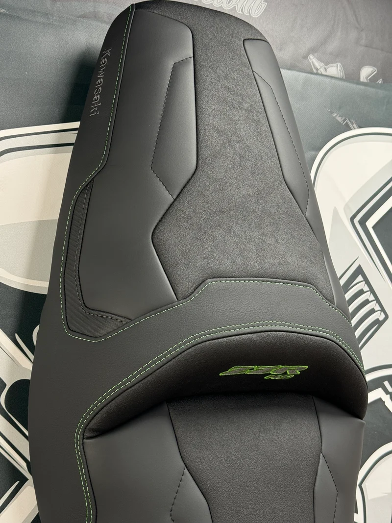 Garnissage de selle pour KAWASAKI ZZR / GTR ( toutes générations )