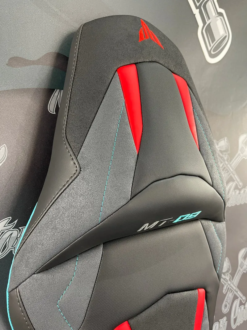 Garnissage de selle pour YAMAHA MT-09 - Phase 3 ( 2021 à aujourd'hui )