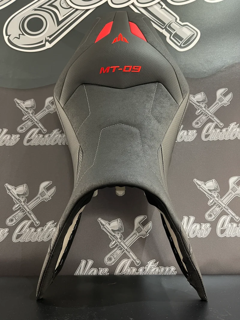 Garnissage de selle pour YAMAHA MT-09 - Phase 1 & 2 ( 2013 à 2020 )