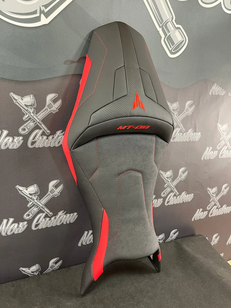 Garnissage de selle pour YAMAHA MT-09 - Phase 1 & 2 ( 2013 à 2020 )