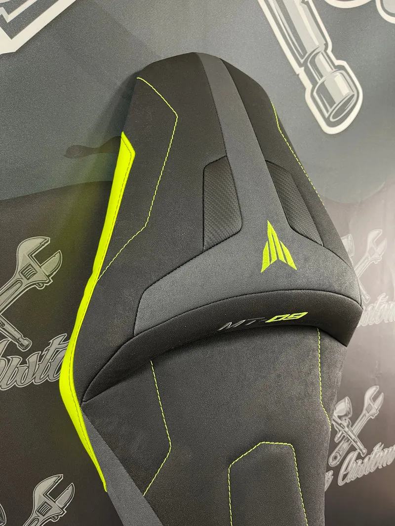 Garnissage de selle pour YAMAHA MT-09 - Phase 1 & 2 ( 2013 à 2020 )
