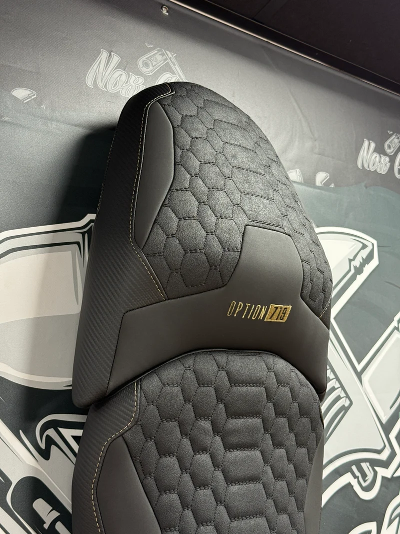 Garnissage de selle pour BMW R 1300 GS - option 719
