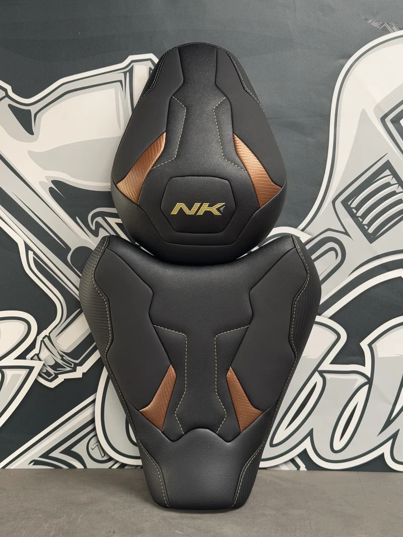 Garnissage sur mesure pour CF MOTO 800 NK