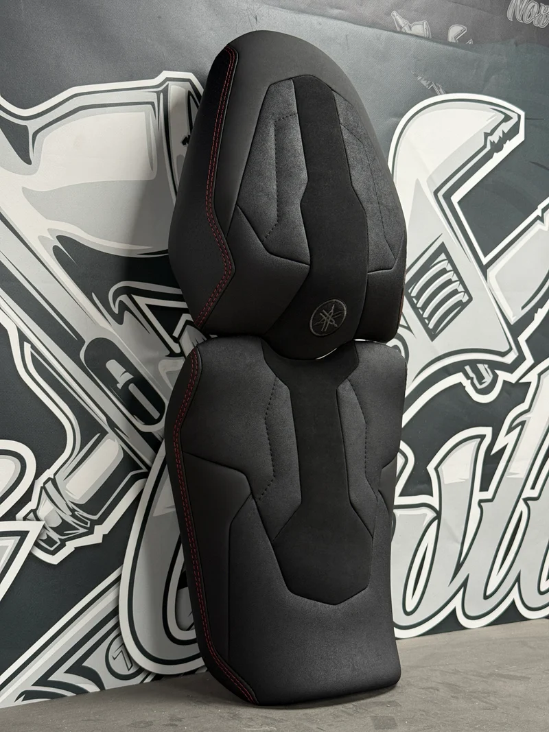 Garnissage de selle pour YAMAHA TRACER 7 - 2025