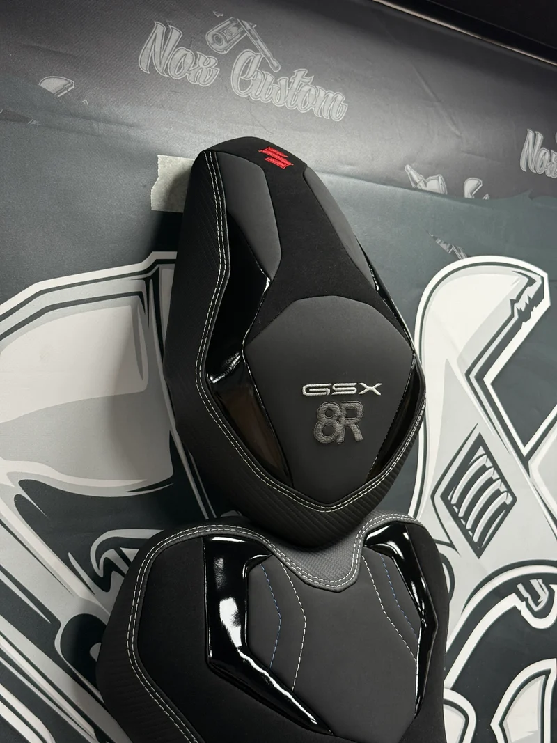 Garnissage de selle pour SUZUKI GSX 8R