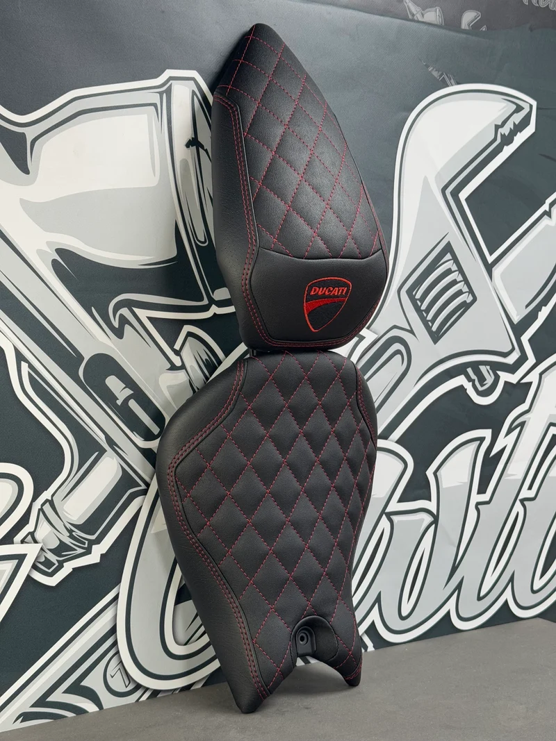 Garnissage de selle pour DUCATI Panigale 899 / 959 / 1199 / 1299 ( 2011 à 2018 )