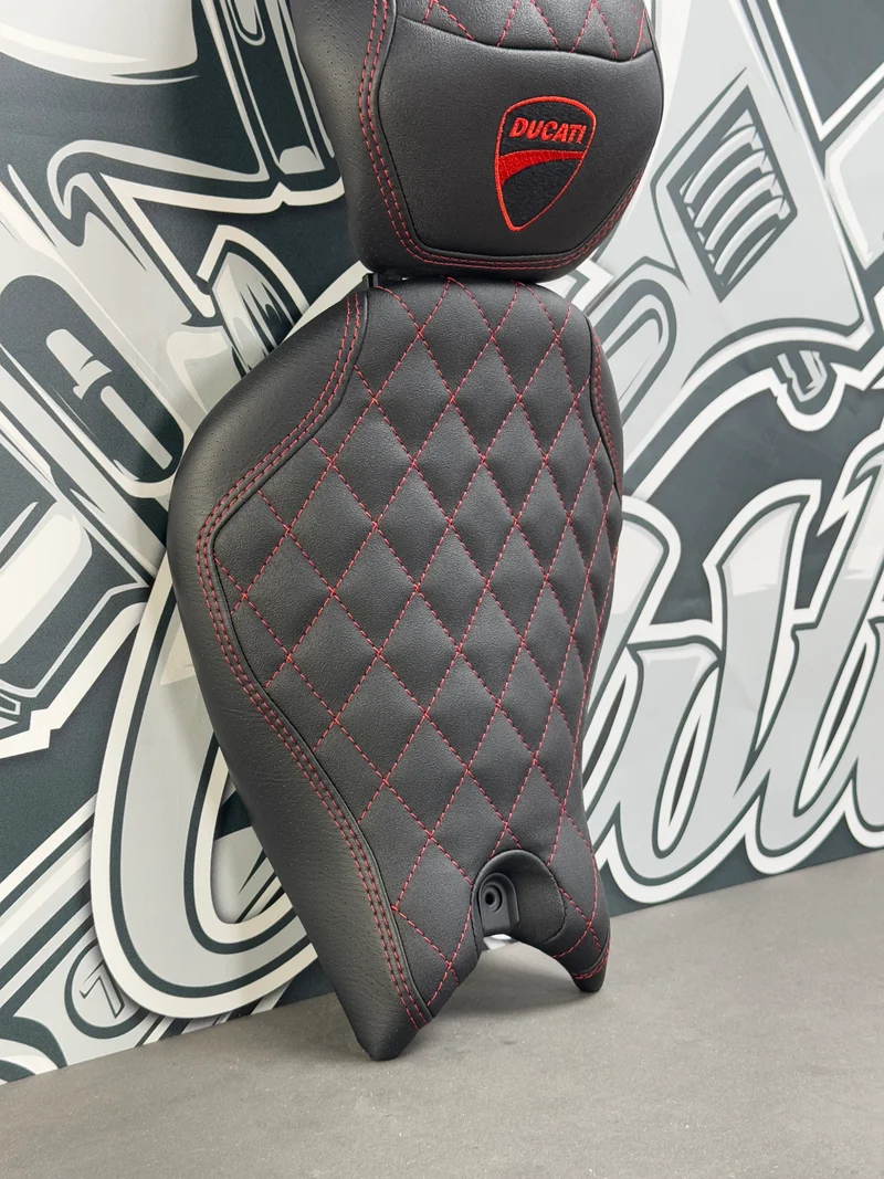 Garnissage de selle pour DUCATI Panigale 899 / 959 / 1199 / 1299 ( 2011 à 2018 )