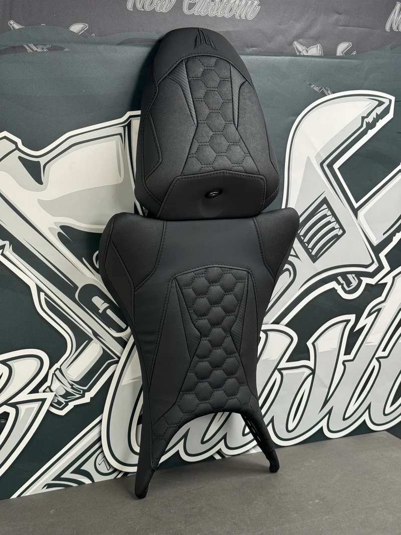 Garnissage de selle pour YAMAHA MT-09 - Phase 4 ( à partir de 2024 )
