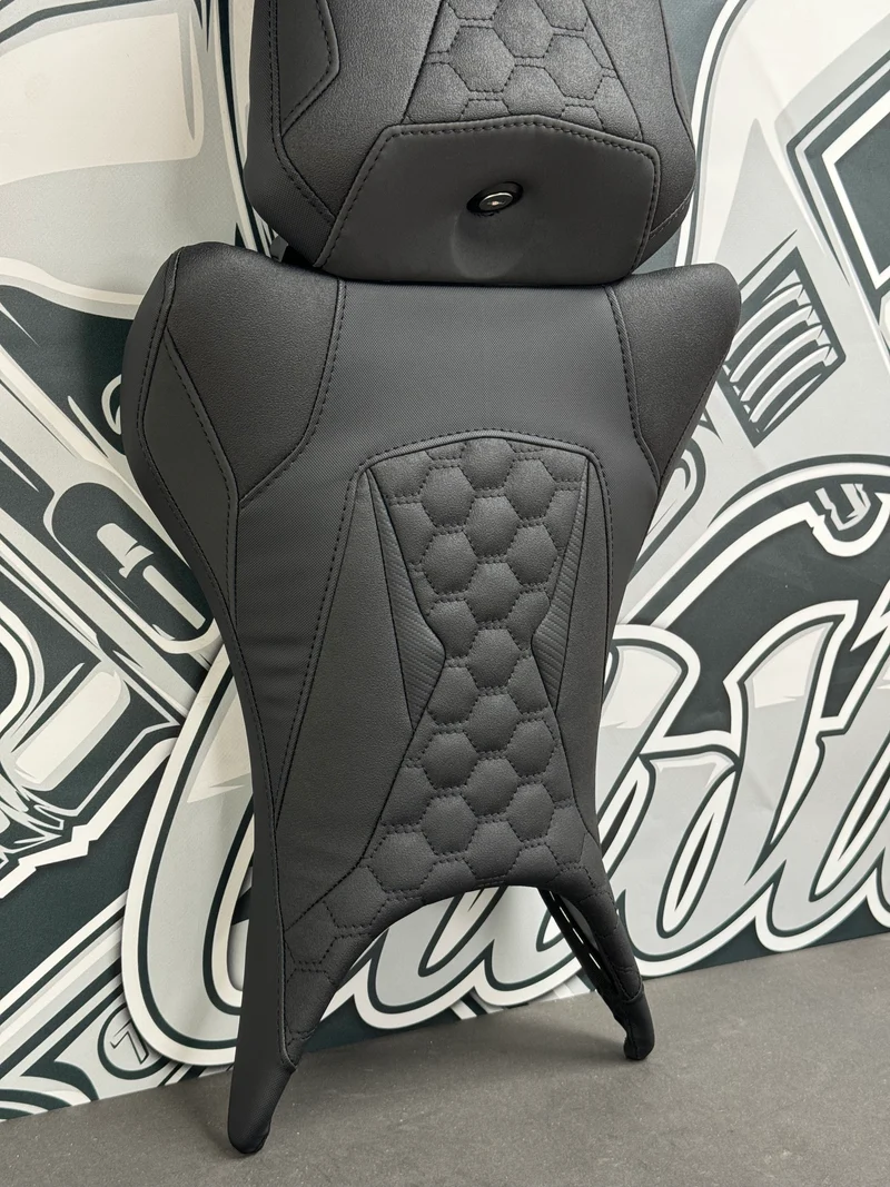 Garnissage de selle pour YAMAHA MT-09 - Phase 4 ( à partir de 2024 )