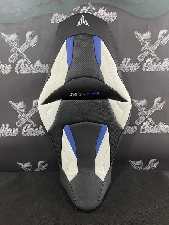 Garnissage de selle pour YAMAHA MT-09 - Phase 3 ( 2021 à aujourd'hui )