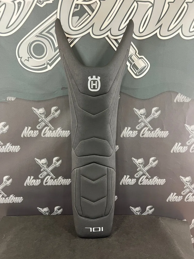Garnissage de selle pour HUSQVARNA 701 ( 2016 à Aujourd'hui )