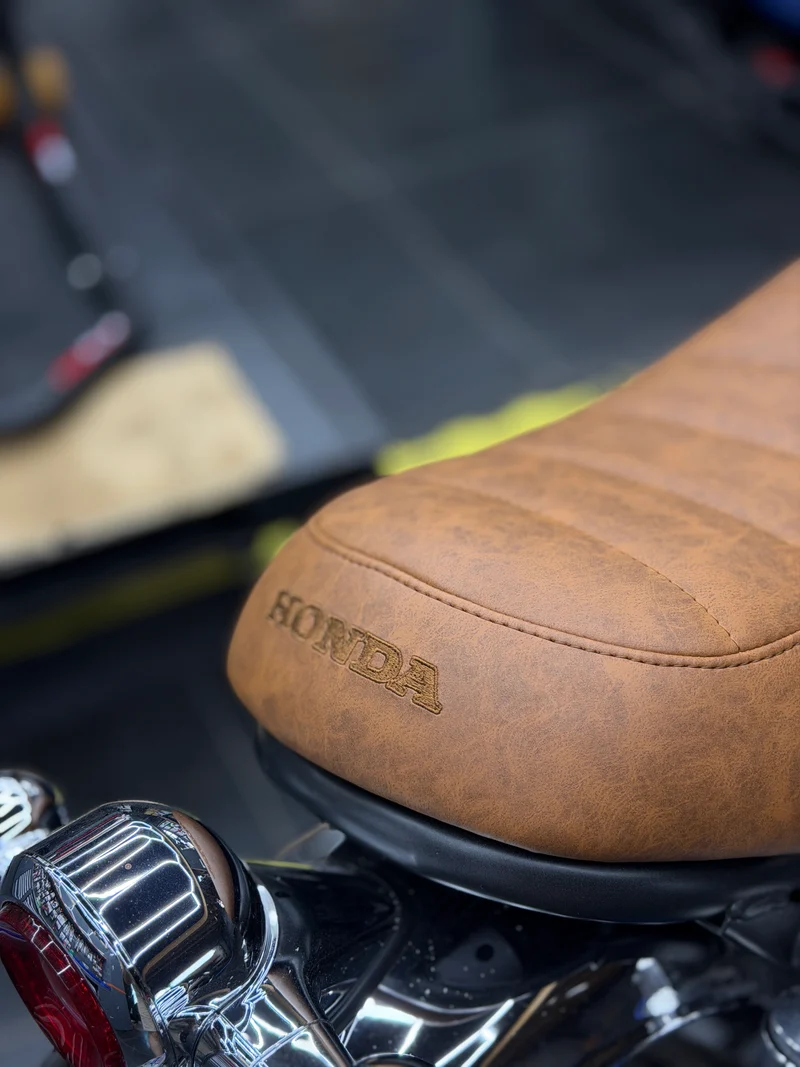 Selle confort Nox Custom pour HONDA Monkey 125 ( selle complète )