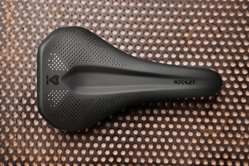 Selle WTB ROCKET FUSION Medium 145mm Rails Acier