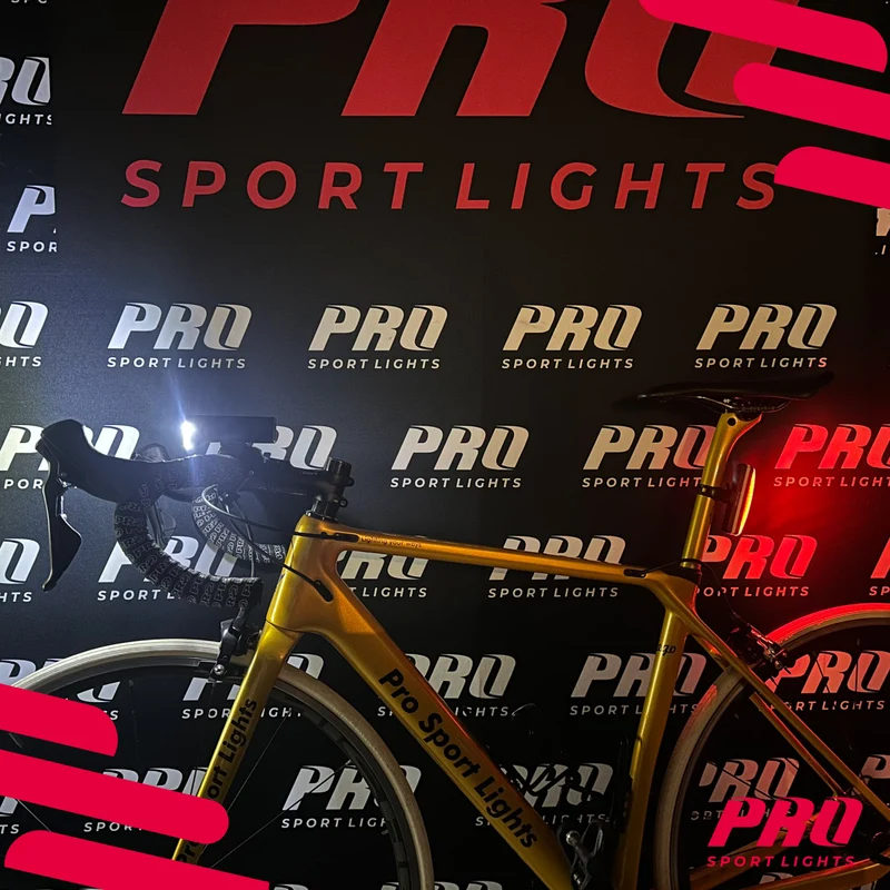 Fietsverlichting 1300 & 120 Lumen Performance Koplamp en Achterlicht set - Racefiets/MTB