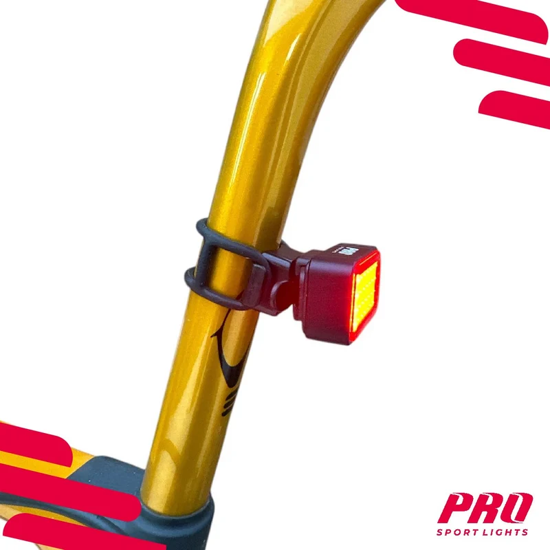 Fietsverlichting Set USB Oplaadbaar Koplamp en Achterlicht Fiets LED - 2000 en 125 Lumen