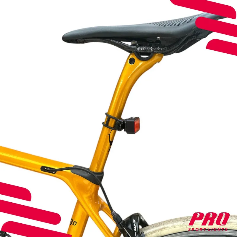 Fietsverlichting Set USB Oplaadbaar Koplamp en Achterlicht Fiets LED - 2000 en 125 Lumen