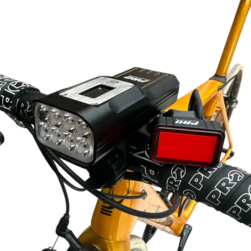 Fietsverlichting Set USB Oplaadbaar Koplamp en Achterlicht Fiets LED - 2000 en 125 Lumen