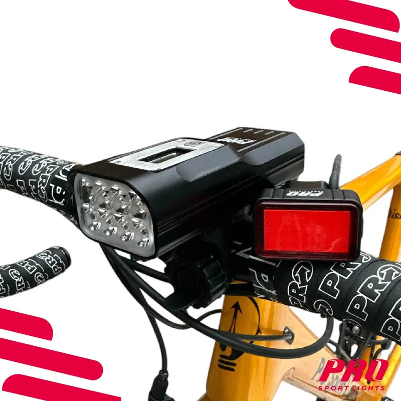 Fietsverlichting Set USB Oplaadbaar Koplamp en Achterlicht Fiets LED - 2000 en 125 Lumen