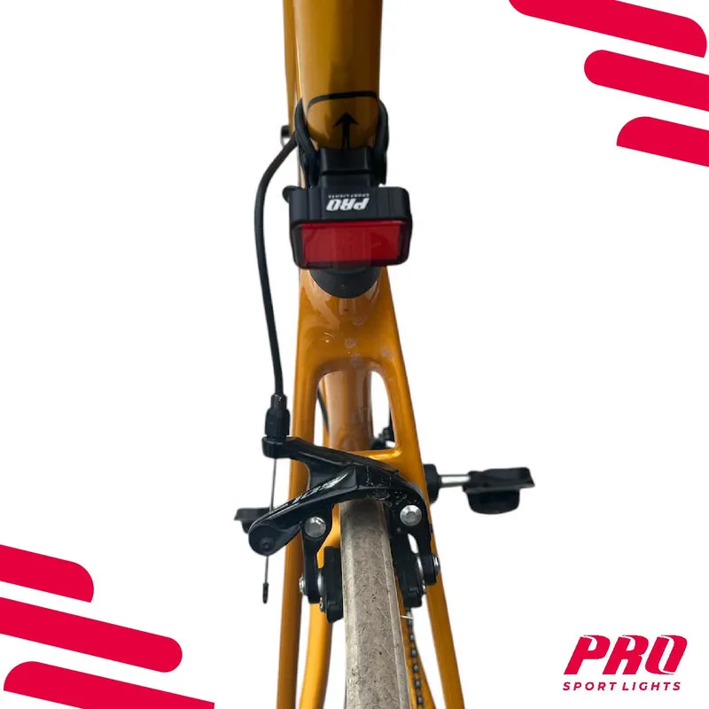 Fietsverlichting Set USB Oplaadbaar Koplamp en Achterlicht Fiets LED - 2000 en 125 Lumen