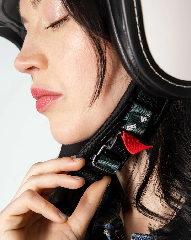 Pack moto et scooter casque ANDY 001. & gants ZOÉ 001.