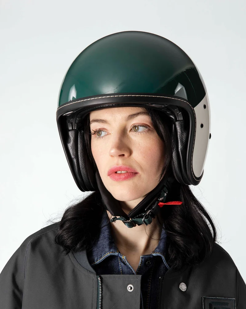 Pack moto et scooter casque ANDY 001. & gants ZOÉ 001.