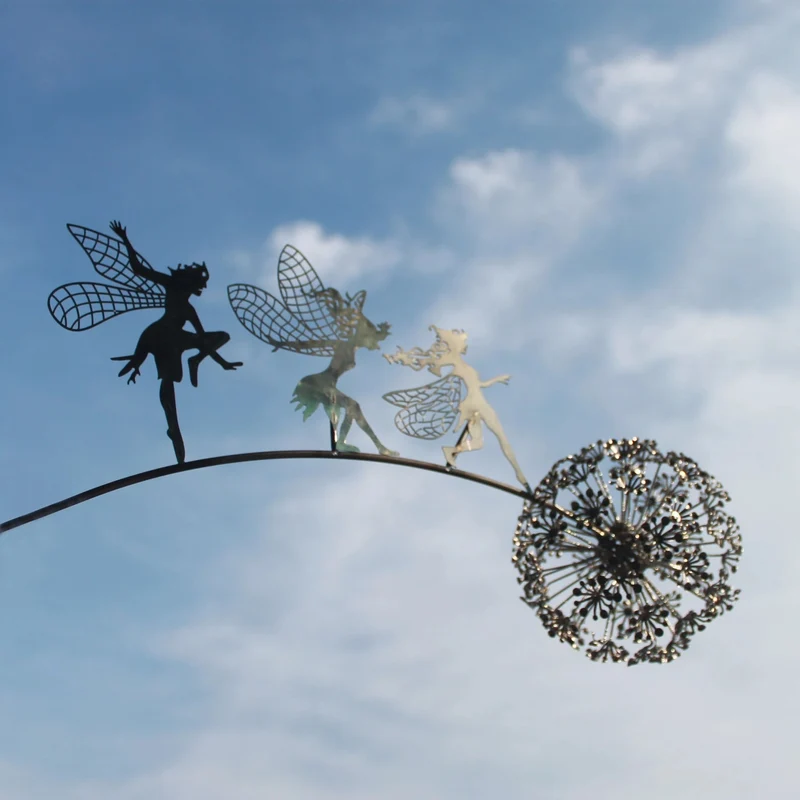 Metalen Tuinornament Fee met Paardenbloem 75cm Zwart Silhouet Gazon Decoratie Tuinsteker Miniatuur Tuin | Sansoti