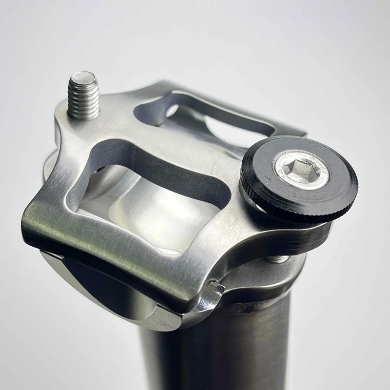 Laget Titanium Straight Seatpost | 0mm (Zero)-Offset, 27.2/31.6mm