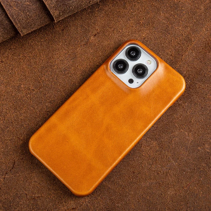 Lederen iPhone Hoesje met Oliewax Afwerking | Luxe Bescherming voor iPhone 13-16 | MagSafe Compatible | Sansoti