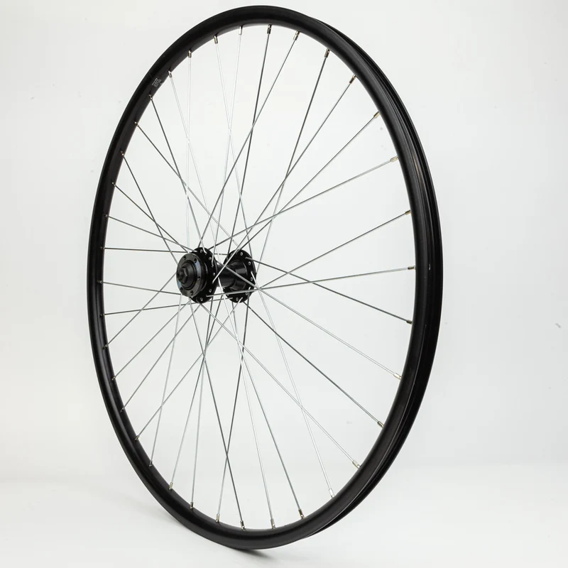 Roue avant vélo ville et VTC pour frein à disque 28 pouces