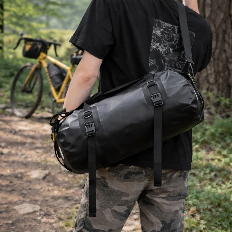Sacoche de porte-bagage vélo étanche 20L | Randonnée & Cyclotourisme