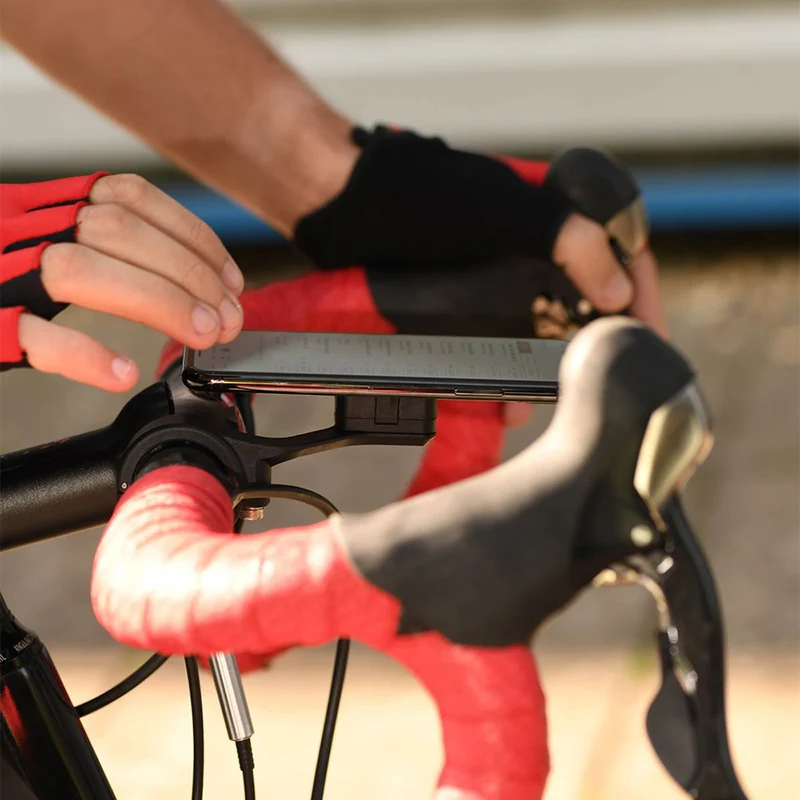 Support de smartphone déporté sur guidon de vélo