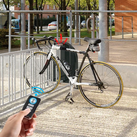 Alarme Antivol Vélo 110 dB : Dissuasion Maximale, 10 Niveaux de Sensibilité et Installation Sans Outil | BikeShield™