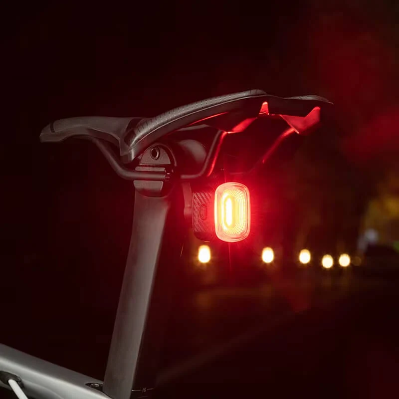 Lightpeak™ | Feu arriere velo rechargeable avec détection de freinage et mode automatique intelligent