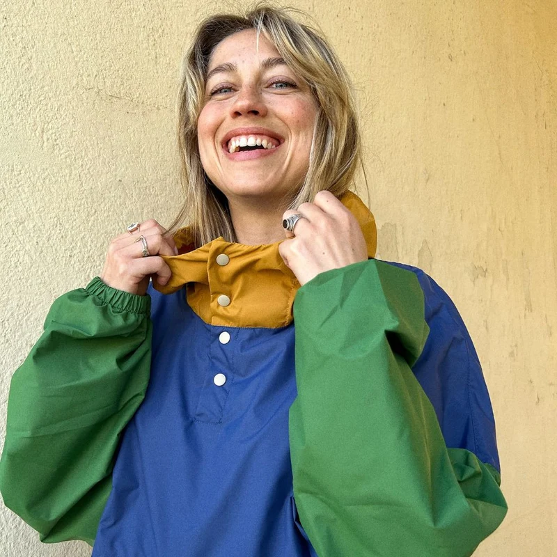 Poncho de pluie Poule Party adulte ou enfant Ash Blue