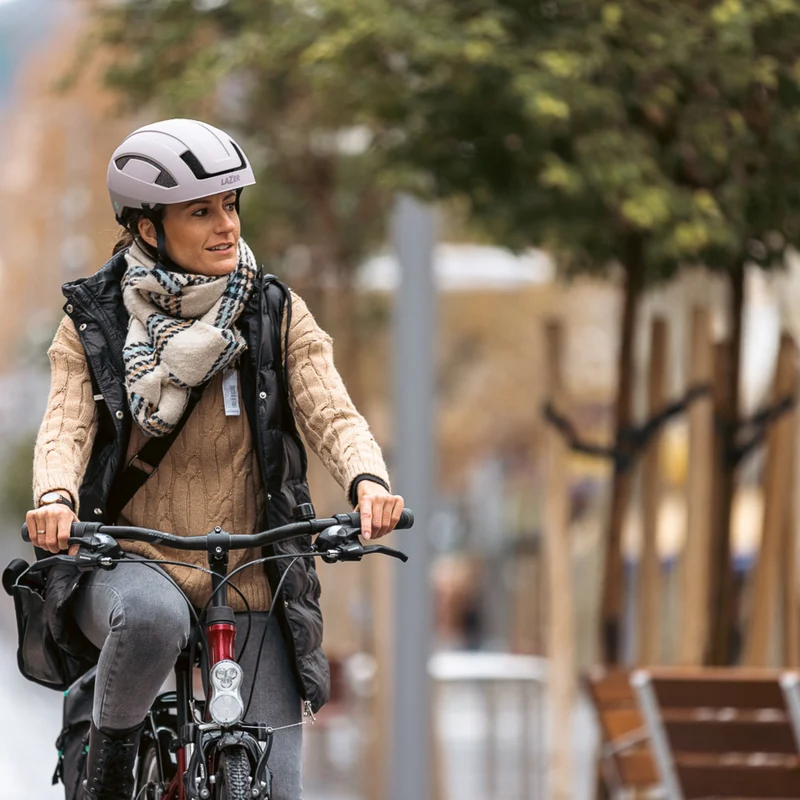Casque pour vélotafeur CityZen KinetiCore Lazer