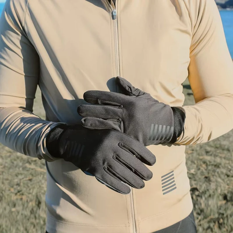 Gants Vélo ChaudFleece™ : Isolation 0°C, Paume en Suède pour Contrôle et Tactile