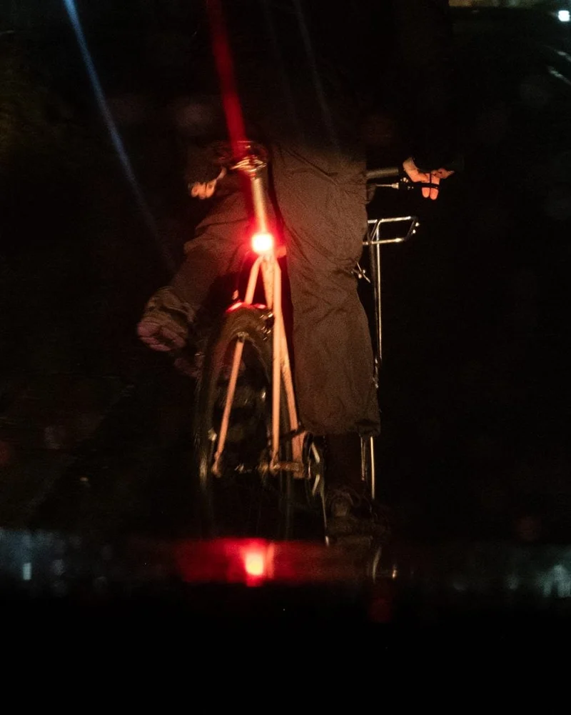 Éclairage arrière vélo Knog - Blinder Rear