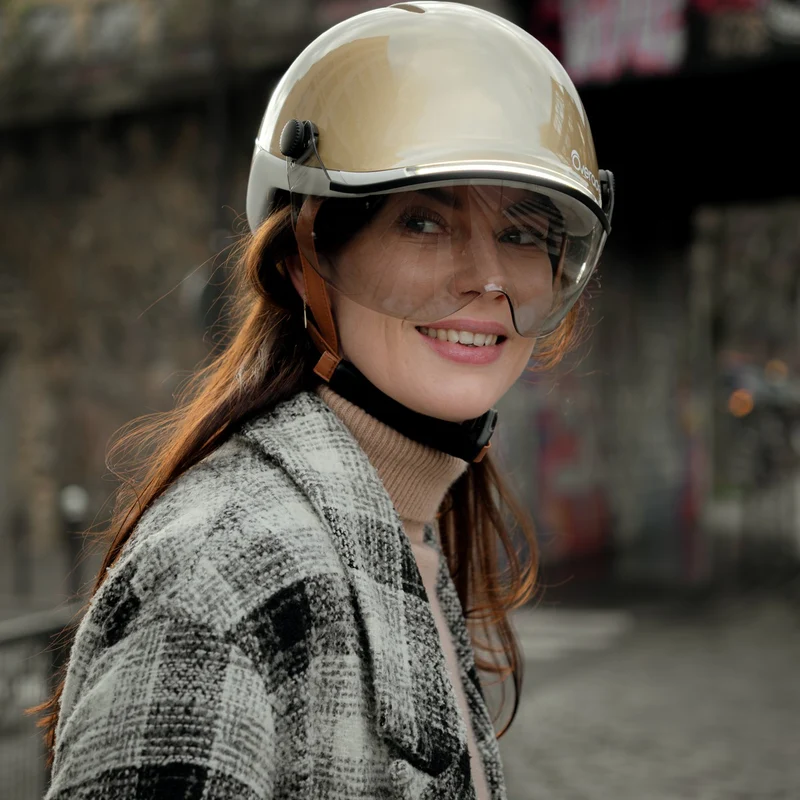 Casque vélo à visière lumineux avec clignotants Overade Life